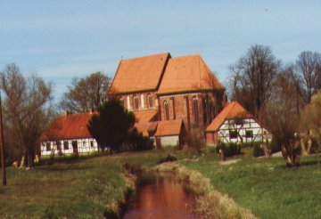 Die Dorfkirche von Starkow